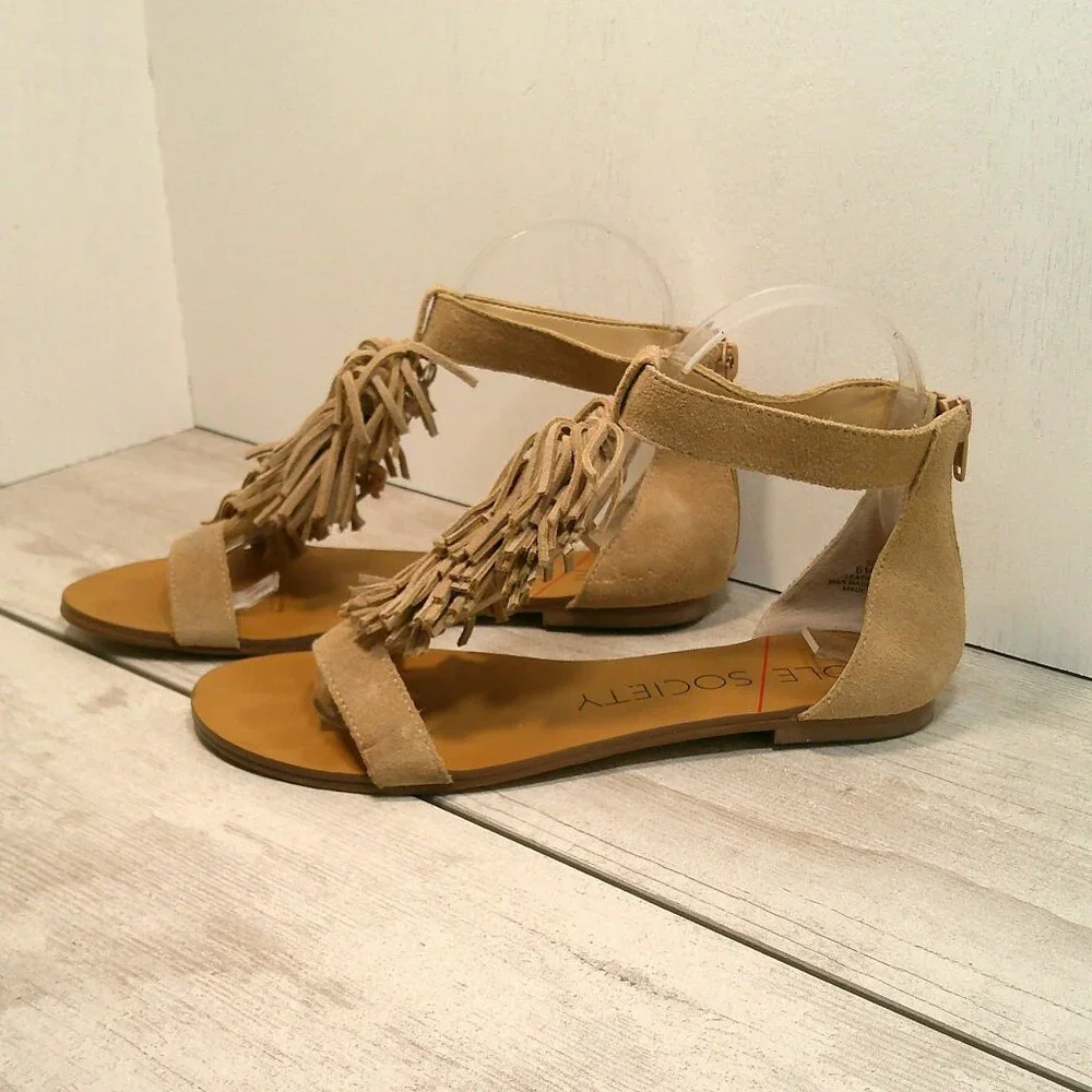 Sole Society KOA Suede Boho Fringe Flat Sandals Taupe/ beige Size: 6.5